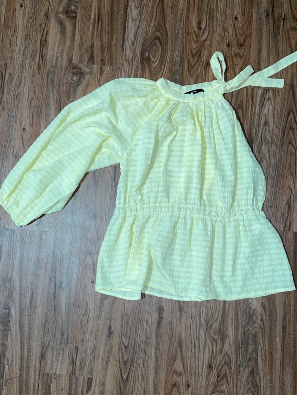 Vero Moda Light Yellow Textured Tie-Shoulder Camisole